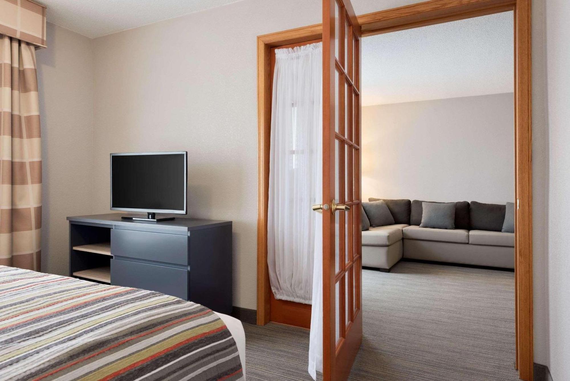 Country Inn & Suites By Radisson, Minneapolis-Shakopee Exterior foto